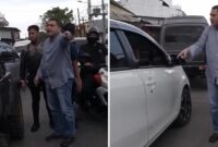 Foto Kolase : Wali Kota Makassar Appi semprot pengendara nakal di Jalan Dr. Leimena 