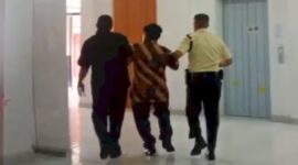 Rektor Atma Jaya Makassar, Wihalminus Sombo Layuk saat diseret dari ruang rapat (Ist)