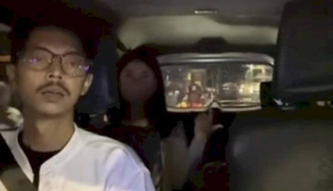 Tangkapan layar video - Sopir taksi online yang mendengar kisah seorang wanita yang dilecehkan di Stasiun Tanah Abang.