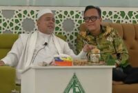 Wamenaker Immanuel Ebenezer atau Noel menemui Habib Rizieq (ISt)