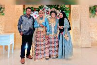 Ketum SEKAT-RI (kiri) Galang Jamil Pasombo dan Istri (tengah), Istri Ketum SEKAT-RI (kanan)