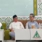 Tangkapan layar video Habib Rizieq dengan sejumlah tokoh yang membahas delapan pernyataan dari Forum Purnawirawan dan menyerukan Wapres Gibran lengser dan tangkap Jokowi.  