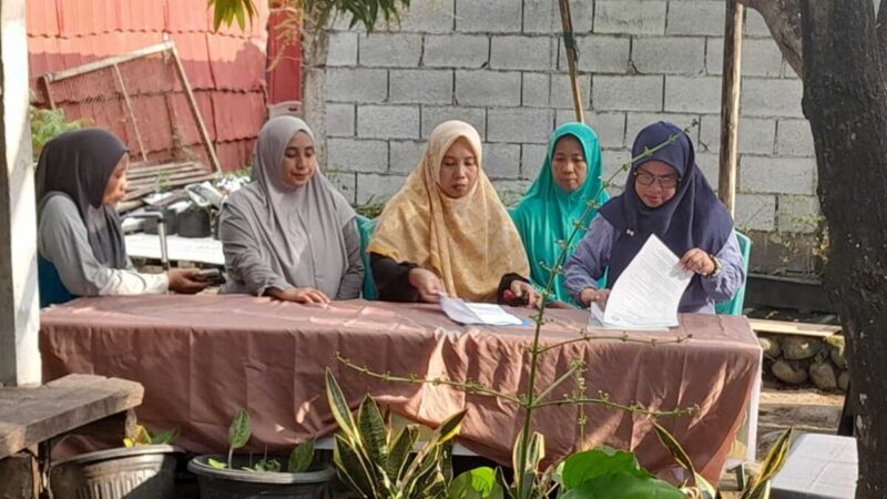 Penandatanganan nota kesepahaman (MoU) antara SD Negeri Parinring Makassar dan Kelompok Wanita Tani (KWT) Permata Hijau.