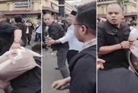 Tangkapan layar video – Detik-detik mencekam saat aksi damai berubah ricuh. Terlihat sosok diduga polisi menyeret pengacara dan mahasiswa di depan Polrestabes Makassar, Jumat (30/5/2025).