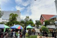 Suasana kegiatan Jumat Berkah di halaman Masjid Ashabul Jannah, DPK Provinsi Sulsel, Jumat 1 Muharram 1447 H