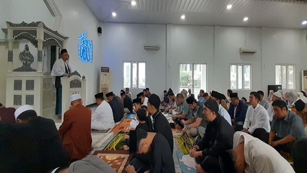 Masjid Ashabul Jannah DPK Provinsi Sulsel untuk pertama kalinya melaksanakan salat Idul Adha 1446 H