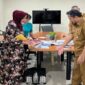 Pertemuan DPD Satupena Sumbar dengan perwakilan Dinas Kearsipan membahas proses seleksi lomba menulis surat guru dan siswa.