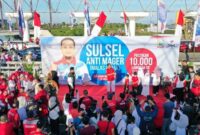 Gubernur Sulsel, Andi Sudirman Sulaiman saat mengikuti Anti Mager (Foto : sulselprov.go.id)