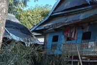 Akses rumah Supardi di Gowa tertutup rumpun bambu akibat konflik lahan warisan.