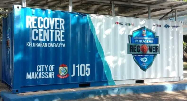 Salah satu proyek pengadaan recover kontainer di sejumlah titik di Kota Makassar (Ist/Net)