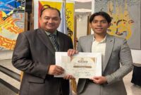 Wahyu Hidayatullah, mahasiswa asal Aceh (kanan)