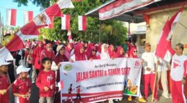 Suasana peringatan HUT Kemerdekaan Republik Indonesia ke-80 sangat di Kompleks Anggrek, Kelurahan Tombolo, Kabupaten Gowa.