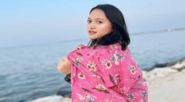 Penyanyi muda Andi Nadisha Dinda Sukarno 