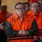 Wamenaker Immanuel Ebenezer menangis usai ditetapkan sebagai tersangka (Ist)
