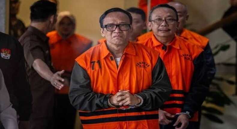 Wamenaker Immanuel Ebenezer menangis usai ditetapkan sebagai tersangka (Ist)