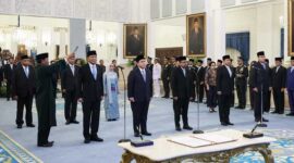 Presiden Prabowo Subianto resmi melantik 11 pejabat baru, termasuk menteri, wakil menteri, dan pejabat utama, untuk Kabinet Merah Putih sisa masa jabatan 2024–2029 di Istana Negara, Jakarta, Rabu (17/9/2025).
