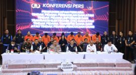Konferensi pers pengungkapan kasus pembobolan rekening tidur senilai Rp204 miliar oleh Dittipideksus Bareskrim Polri.