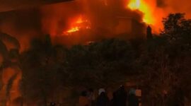 Gedung DPRD Kota Makassar dibakar