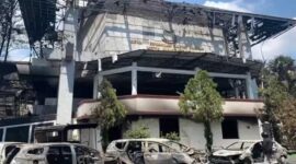 Gedung DPRD Kota Makassar Hancur Usai Dibakar Massa dalam Aksi Demonstrasi 29 Agustus 2025