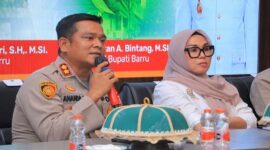 Kapolres Barru AKBP Ananda Fauzi Harahap dan Bupati Barru Andi Ina Kartika Sari