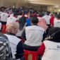 Tangkapan layar video – Suasana perpisahan pegawai PT Gudang Garam yang terkena PHK massal. 