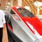 Jokowi berpose di lokasi proyek Kereta Cepat Jakarta–Bandung (Whoosh).
