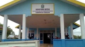 Kantor Desa Panyangkalang, Kecamatan Mangarabombang, Kabupaten Takalar, Sulawesi Selatan