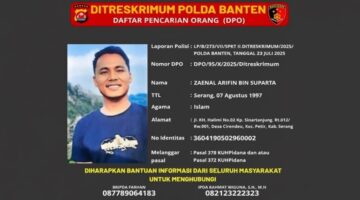 Oknum polisi Polda Banten, Zaenal Arifin bin Suparta, berstatus Daftar Pencarian Orang (DPO).
