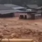 Tangkapan layar bencana banjir di Kota Sibolga, Kabupaten Tapanuli Tengah, Sumatera Utara. (TikTok)