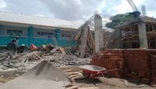 Proyek gedung dua lantai Madrasah Ibtidaiyah Negeri (MIN) 2 Takalar di Desa Banggae, Kecamatan Mangarabombang, Kabupaten Takalar, Sulawesi Selatan, roboh.