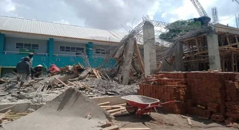 Proyek gedung dua lantai Madrasah Ibtidaiyah Negeri (MIN) 2 Takalar di Desa Banggae, Kecamatan Mangarabombang, Kabupaten Takalar, Sulawesi Selatan, roboh.