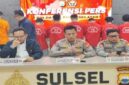 Polda Sulsel menggelar konferensi pers di Mapolda Sulsel untuk menjelaskan penangkapan tujuh pelaku tawuran di Kecamatan Tallo, Makassar, termasuk kasus penembakan dan pembakaran rumah.