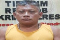 Tampang pelaku penikaman, MS (50) saat ditangkap Satreskrim Polres Gowa