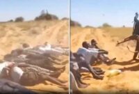 Tangkapan layar video – Warga sipil Sudan tewas dibantai pasukan RSF (foto sudanwarmonitor.com)