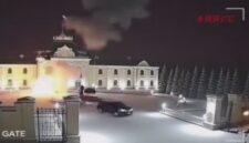 Tangkapan layar video yang beredar di media sosial memperlihatkan klaim kebakaran di salah satu kediaman Presiden Rusia Vladimir Putin usai diduga diserang 91 drone.