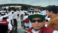 Salah satu Ketua RT 04 RW 07 Kelurahan Paropo, Kecamatan Panakkukang, Kota Makassar, Ipul, membagikan momen pelantikan Ketua RT/RW di media sosial.