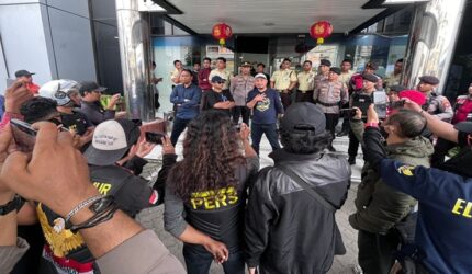 Mangkir Sidang Gugatan Rp 500 Miliar, Bank Mandiri Makassar Cacat Transparansi