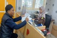 Sekjen LSM SOMASI, Solihin Nappa melaporkan dugaan korupsi dan BOS ke Kejari Gowa