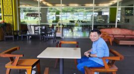 Asisten Eksekutif Manager MaxOne Hotel & Resort Makassar, Akbar.