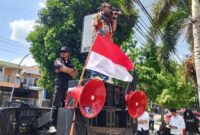 Aksi penyampaian sikap, L-PATI mengajukan sejumlah tuntutan di Polres Bulukumba dan meminta pembukaan kembali penyelidikan, pelaksanaan gelar perkara khusus di Polda Sulsel, pemberian salinan dokumen BAP dan berita acara gelar perkara, serta pencopotan Kasat Reskrim dan Kanit Pidum yang dinilai tidak profesional.