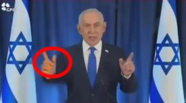 Tangkapan layar video pidato Benjamin Netanyahu yang viral di media sosial, warganet menyoroti kejanggalan pada tangan yang tampak memiliki enam jari sehingga memicu dugaan rekayasa AI atau deepfake.