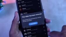 Ilustrasi tampilan notifikasi di aplikasi TikTok yang menunjukkan sebuah video telah dihapus atau tidak lagi tersedia, setelah sebelumnya sempat viral dan ramai diperbincangkan di media sosial