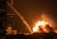 Visual bunker yang disebut digunakan petinggi Israel dilaporkan hancur setelah dihantam rudal.