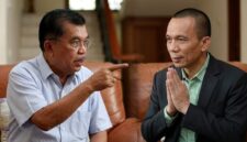 Wakil Presiden ke-10 dan ke-12 RI, Jusuf Kalla dan Rismon Hasiholan Sianipar