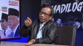 Tangkapan layar kanal YouTube Forum KEADILAN TV: Mahfud MD mengulas persoalan tata kelola program MBG.
