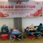 Suasana kegiatan donor darah yang digelar MaxOne Hotel & Resort Makassar bekerja sama dengan PMI Kota Makassar dan Relawan PMI Kecamatan Panakkukang di Ruangan Kaneke & Cakalang, Rabu (13/5/2026).