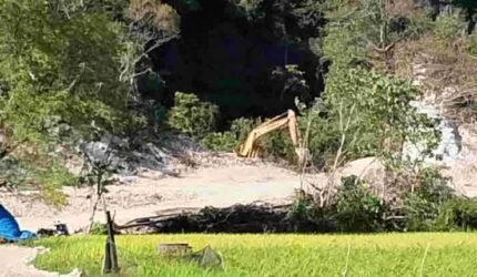 Bentang Alam Karst di Maros Dieksploitasi Liar, Siapa Beri Hambali "Surga" Pengerukan?