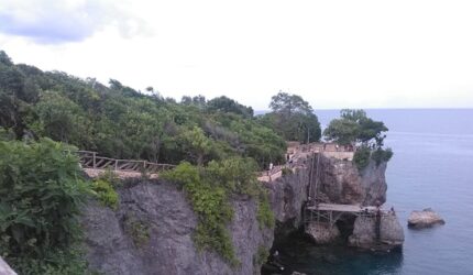 Wisata Tebing Apparalang, Kabupaten Bulukumba, Sulawesi Selatan (Dok. Zona)