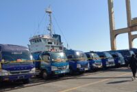 Sejumlah kendaraan yang diamankan Ditreskrimsus Polda Sulsel ditampilkan saat konferensi pers pengungkapan kasus penyalahgunaan BBM dan LPG subsidi di Dermaga Pelabuhan Makassar, Selasa (2/6/2026).