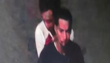 Tangkapan layar rekaman CCTV yang memperlihatkan sosok yang diduga sebagai salah satu pelaku pengeroyokan selebgram NA di Jalan Jenderal Sudirman, Makassar.